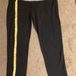 Lululemon High Rise Mid Length Pink Waistband Leggings Yoga Women's Size M